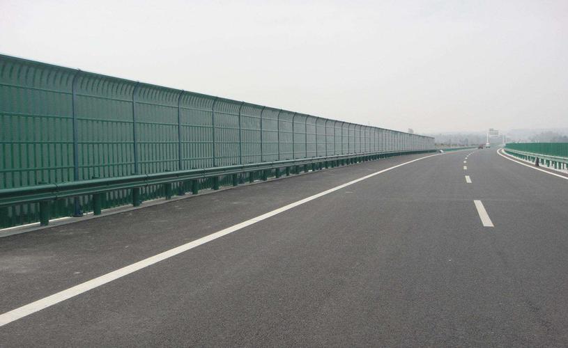 <a href=http://www.mmkglo.com/news_article?news_id=140>高速公路聲屏障</a>
