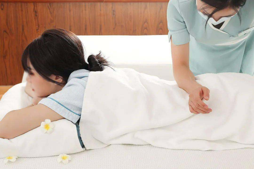 樂(lè)康醫(yī)療器械：負(fù)壓拔罐器怎么使用？